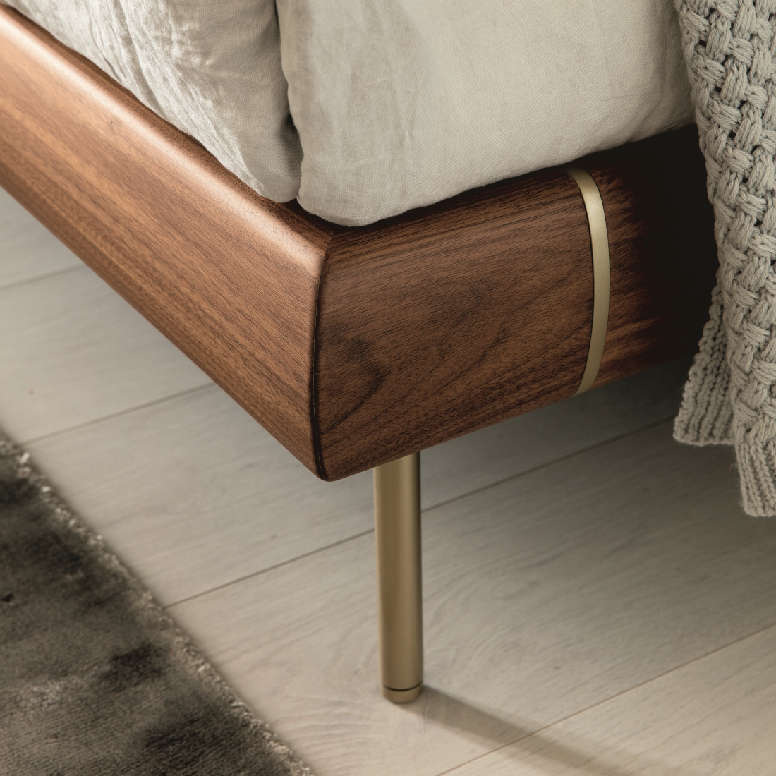 Porada Killian Bed with tables LIFESTYLE S 03