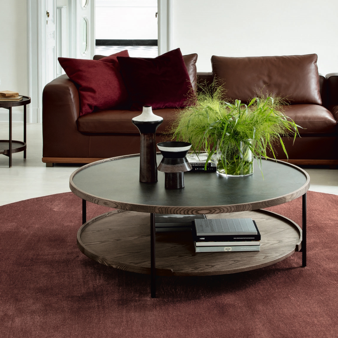 Porada Koster Round Coffee Table LIFESTYLE S 01