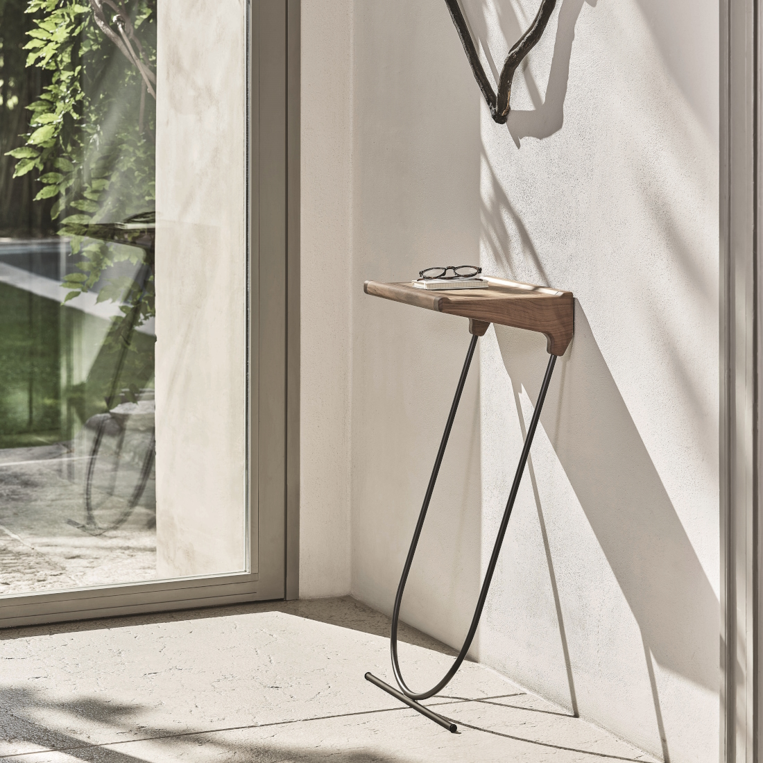 Porada Maori Console Table LIFESTYLE S 01