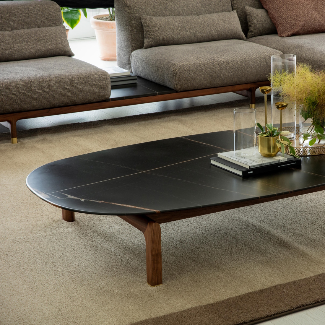 Porada Quay Oval Coffee Table LIFESTYLE S 01
