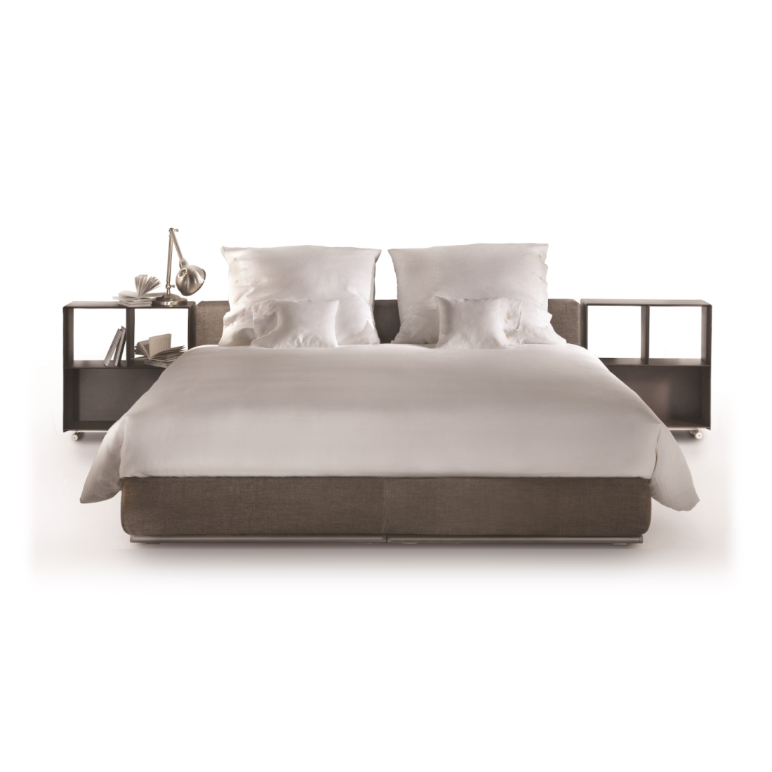Flexform Groundpiece Slim Bed STILL LIFE S 001