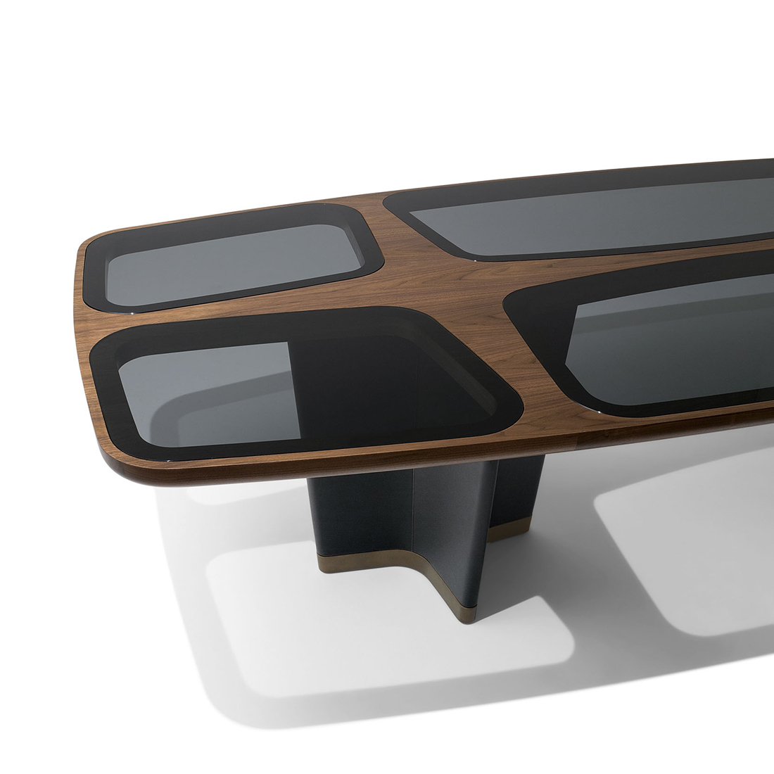 Giorgetti Bigwig Dining Table STILL LIFE S 002