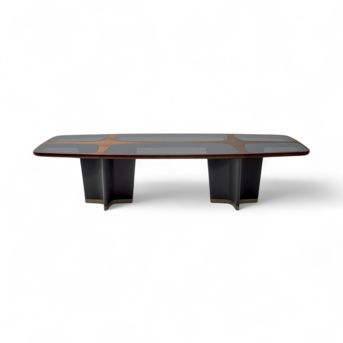 Giorgetti Bigwig Dining Table STILL LIFE S 2 01