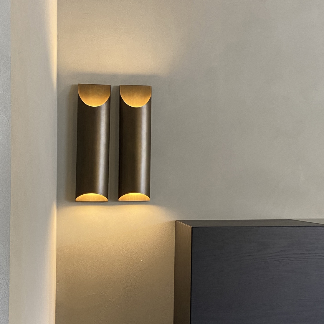 Penta Aprile Wall Light Bronze LIFESTYLE S 06