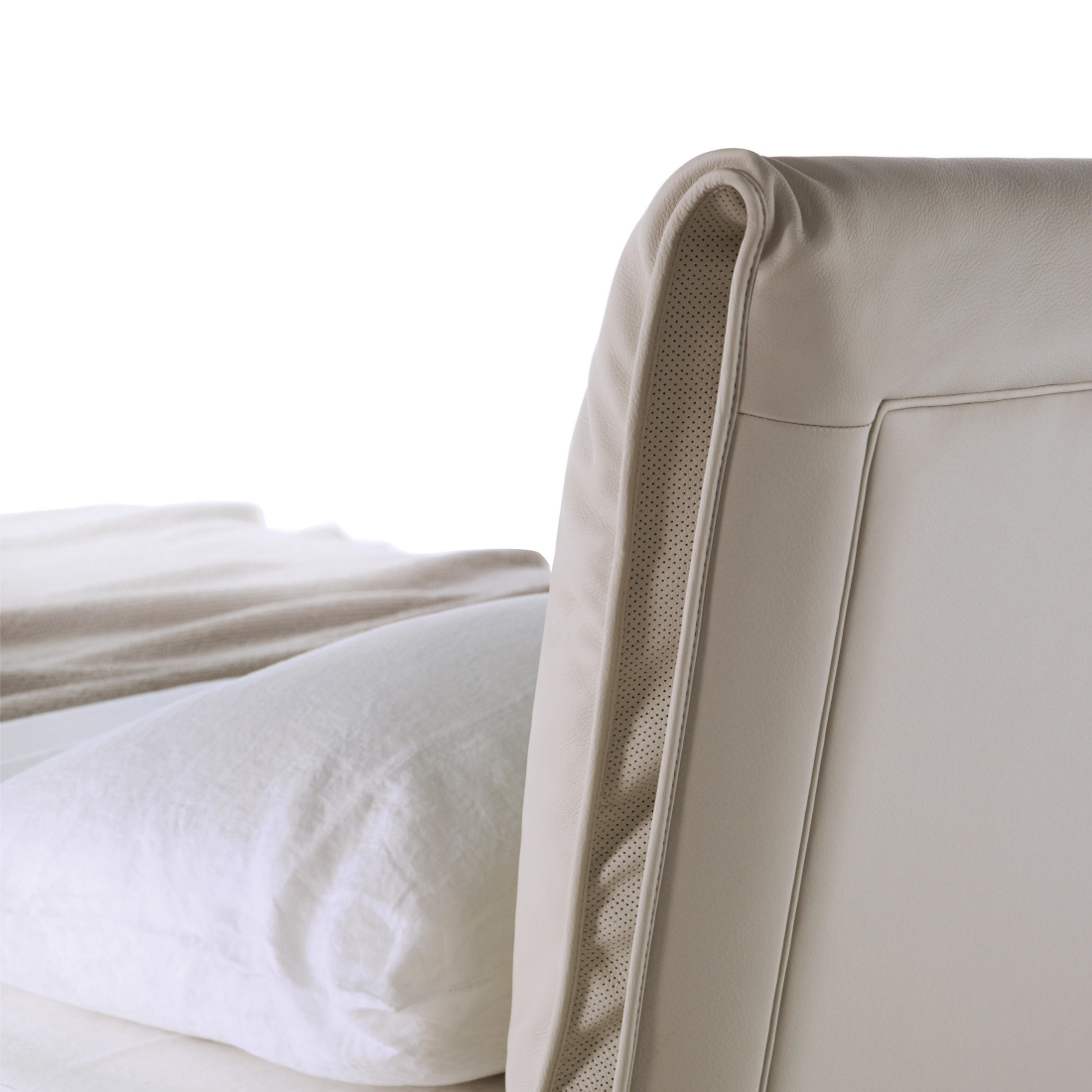 Poltrona Frau John John Bed STILL LIFE S 2 03