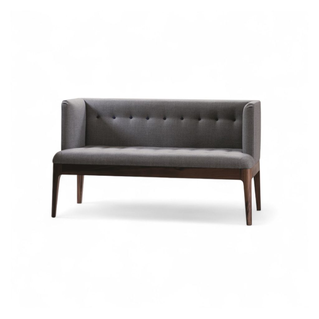 Porada Wendy Sofa STILL LIFE S 001