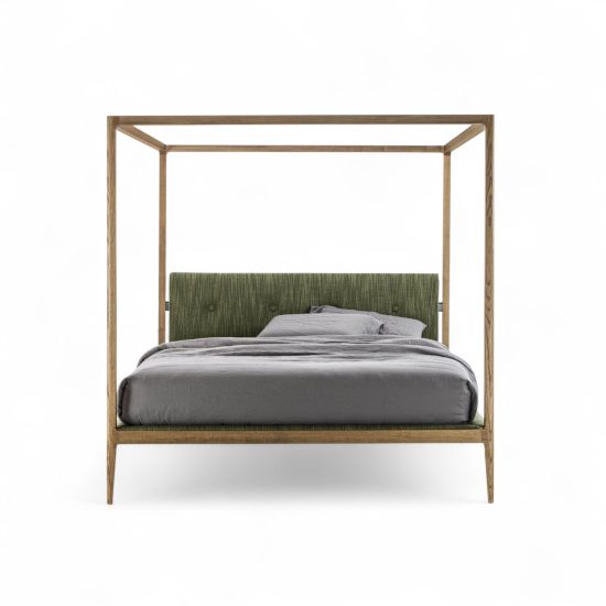 Porada Ziggy Four Poster Bed STILL LIFE S 0001