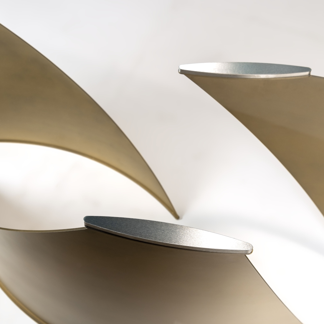 Reflex Angelo Vele 72 Glass Dining Table STILL LIFE S 006