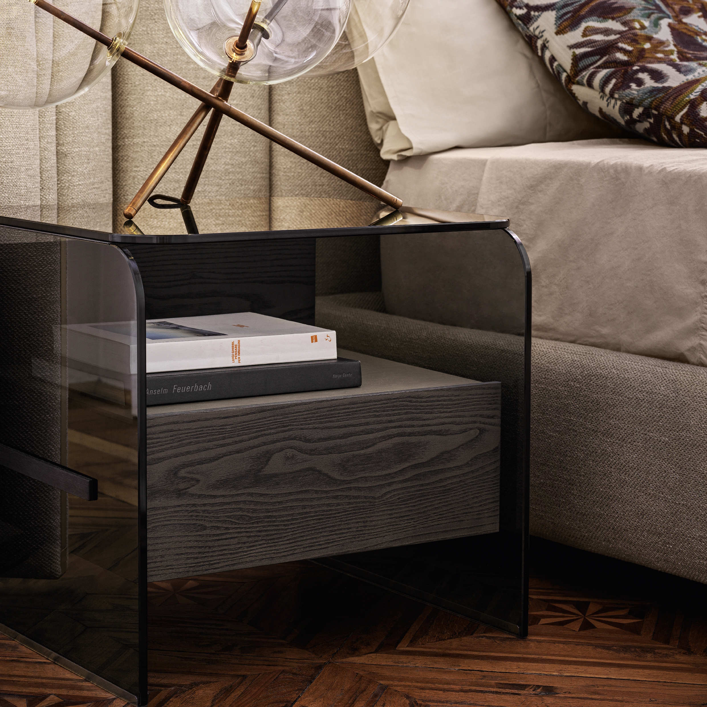 Gallotti Radice Holly Nightstand LIFESTYLE S 02
