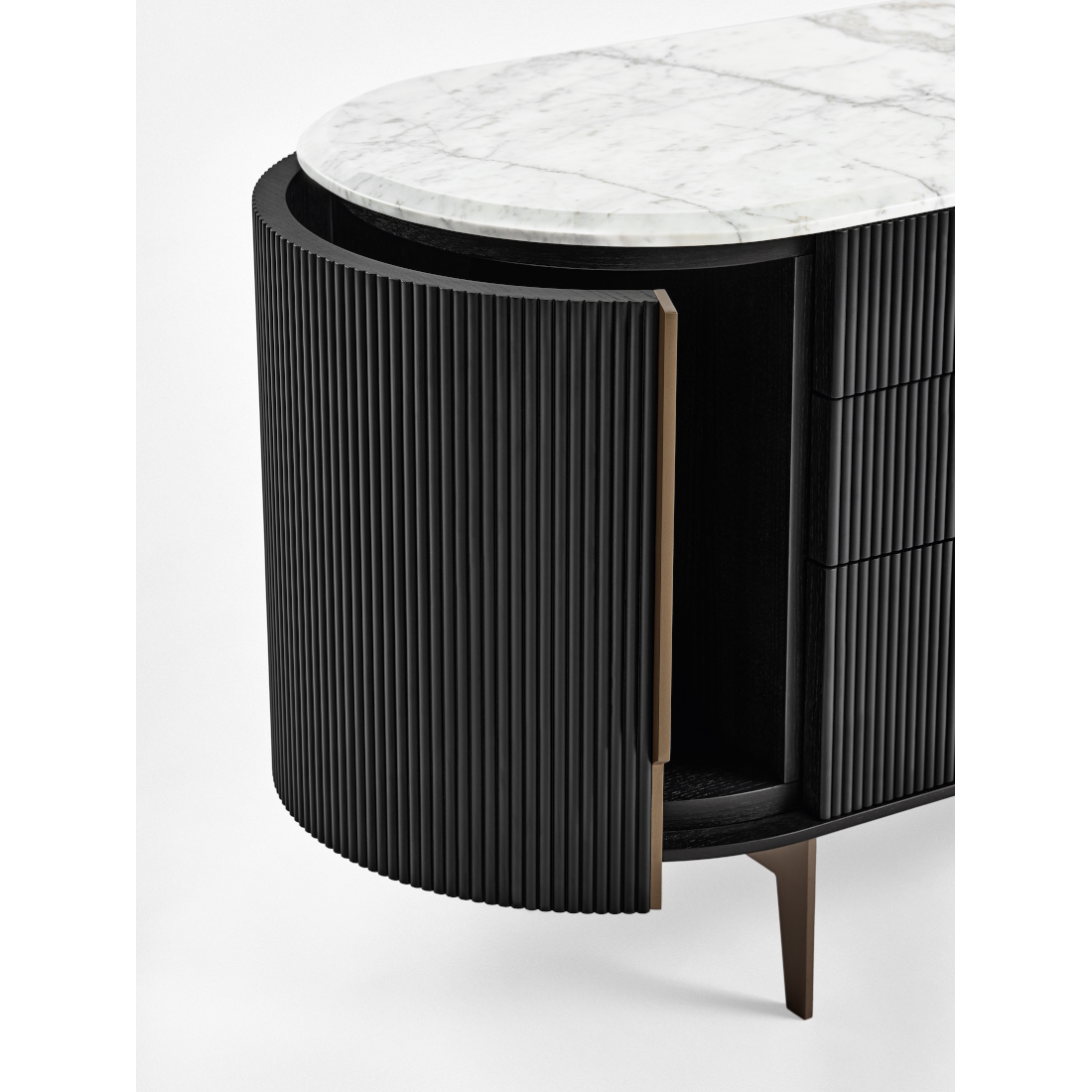 Gallotti Radice Kumi Como Cabinet STILL LIFE S 2 03