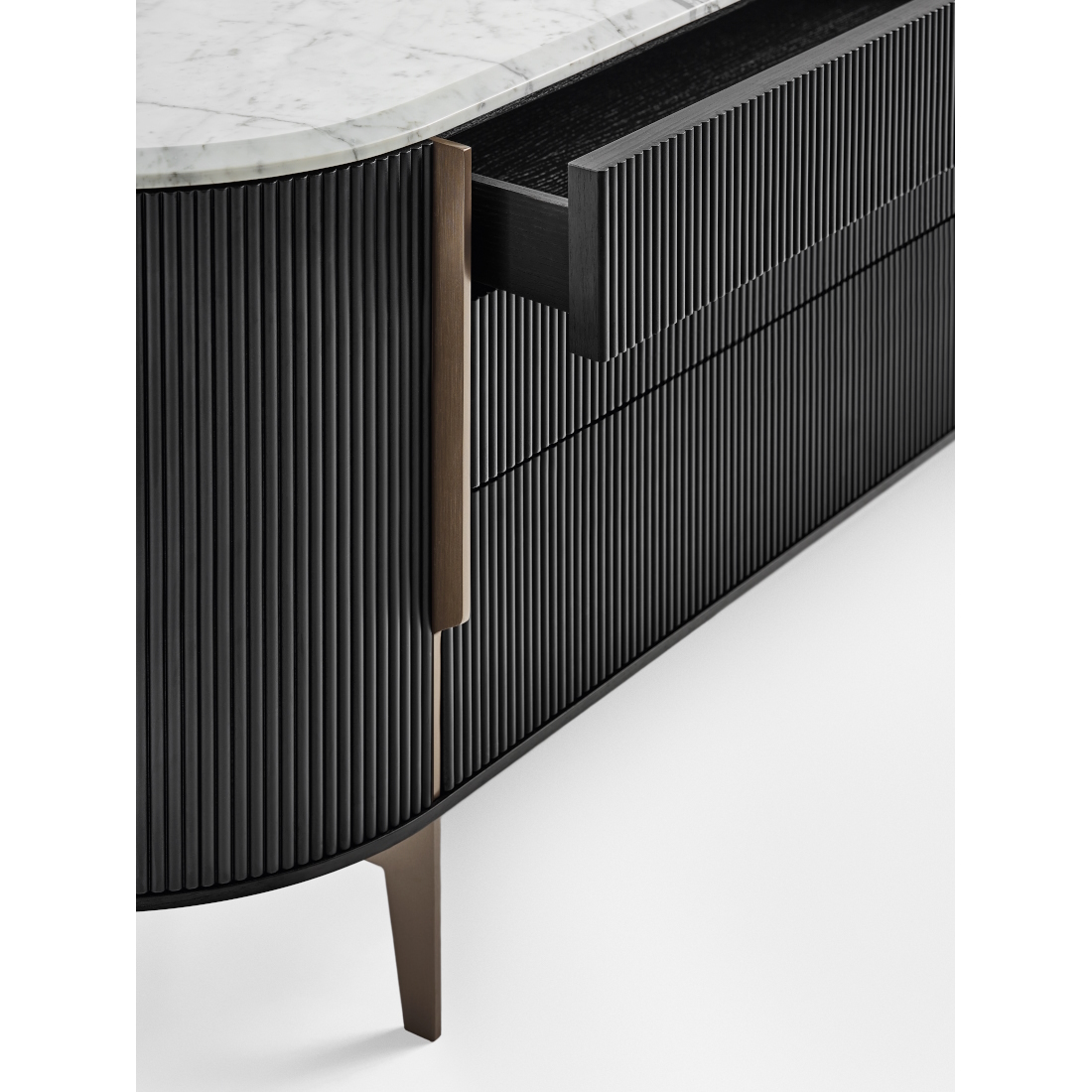 Gallotti Radice Kumi Como Cabinet STILL LIFE S 2 04