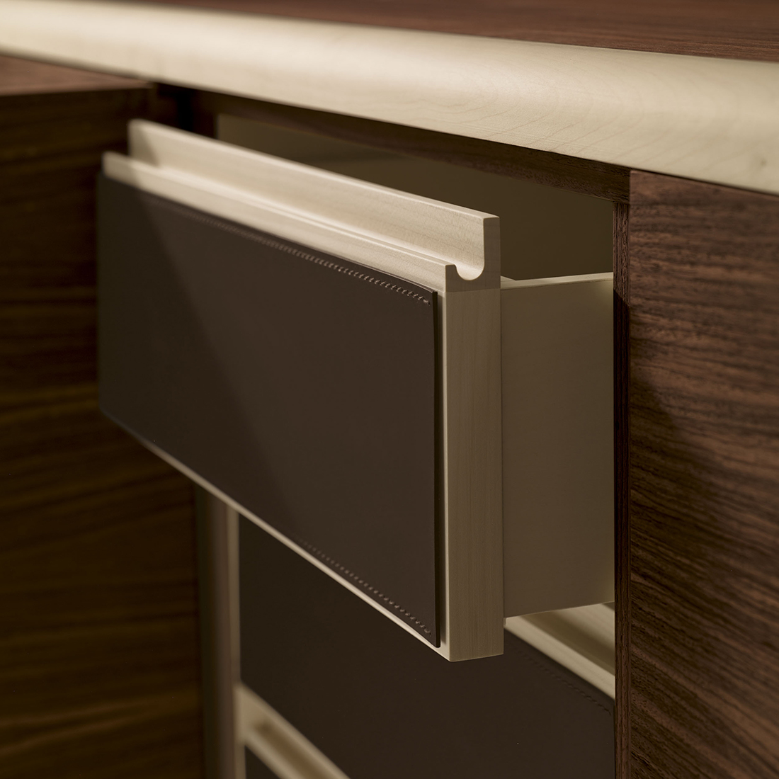 Giorgetti Bull Sideboard STILL LIFE S 2 03