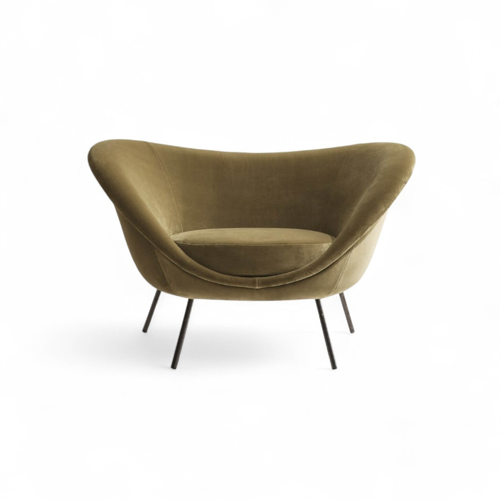 Molteni C D 154 2 Armchair STILL LIFE S 1 01