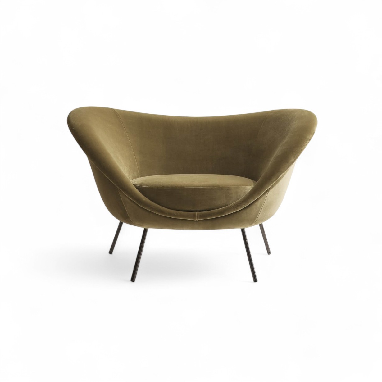 Molteni C D 154 2 Armchair STILL LIFE S 1 01