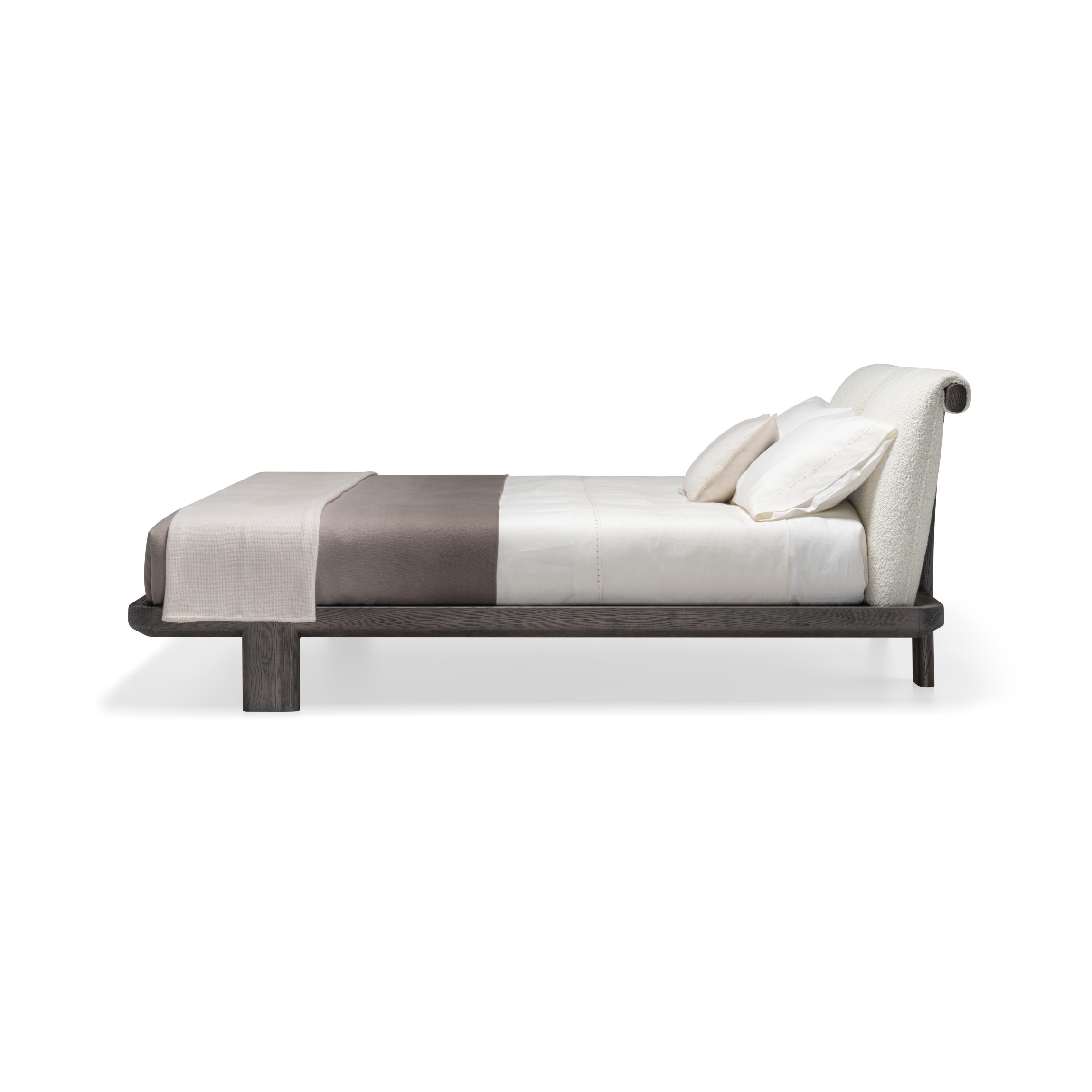 Molteni C Tibeau Bed STILL LIFE S 03