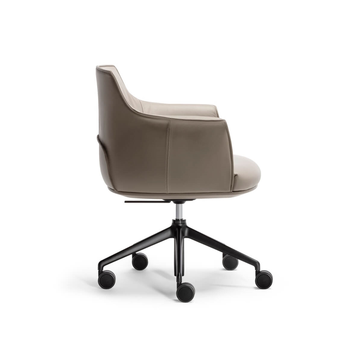 Poltrona Frau Archibald Desk Chair STILL LIFE S 1 04