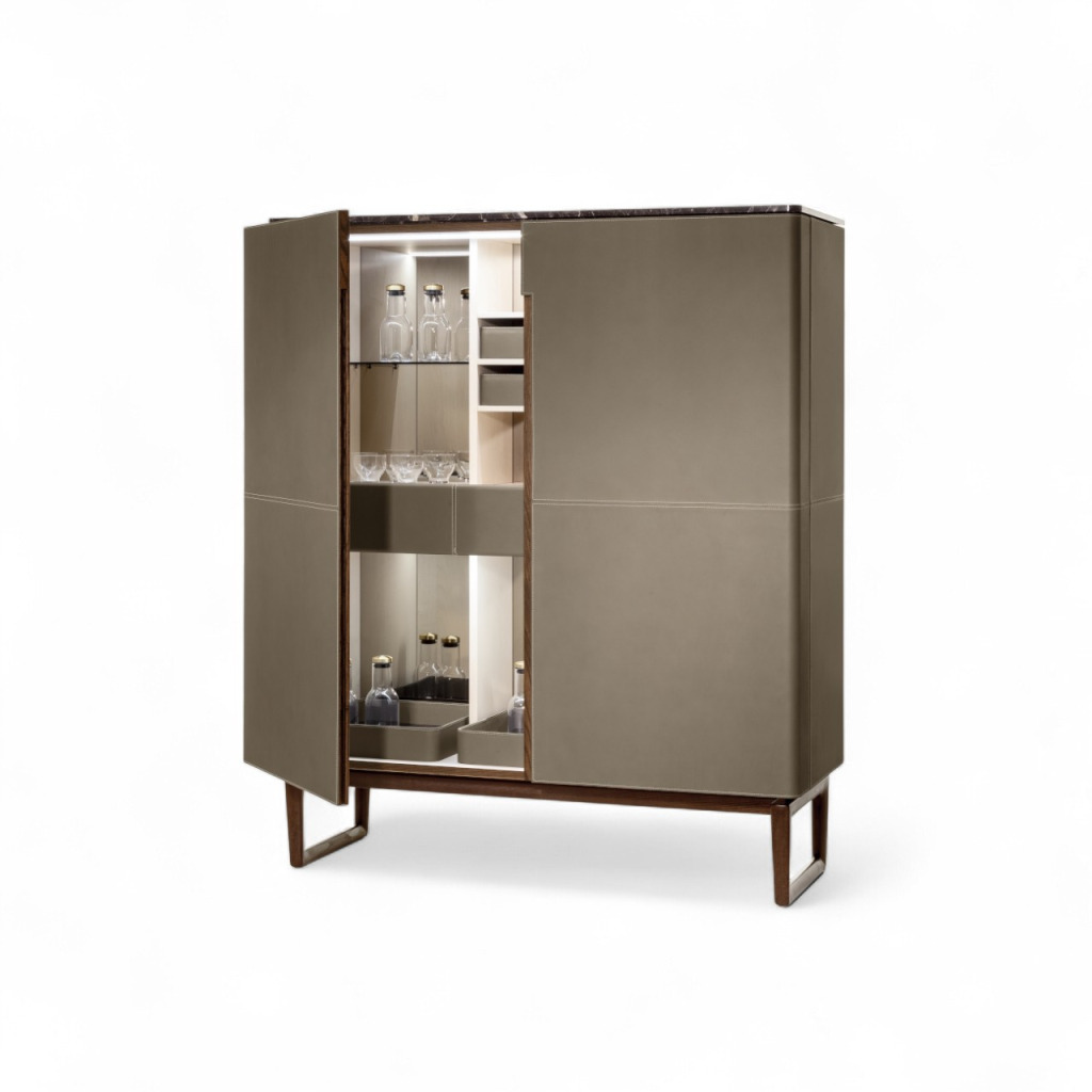 Poltrona Frau Fidelio Drinks Cabinet STILL LIFE S 1 01