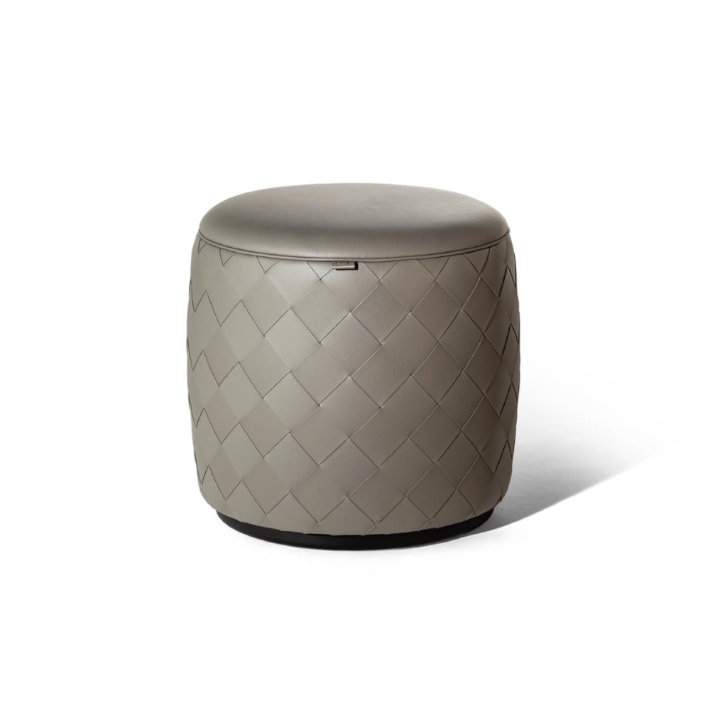 Poltrona Frau Grant Round Ottoman STILL LIFE S 1 01
