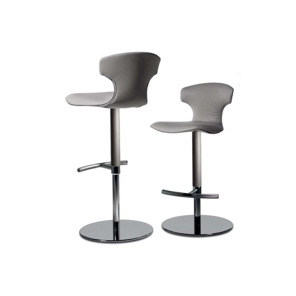 Poltrona Frau Montera Bar Stool Column Base STILL LIFE S 1 01