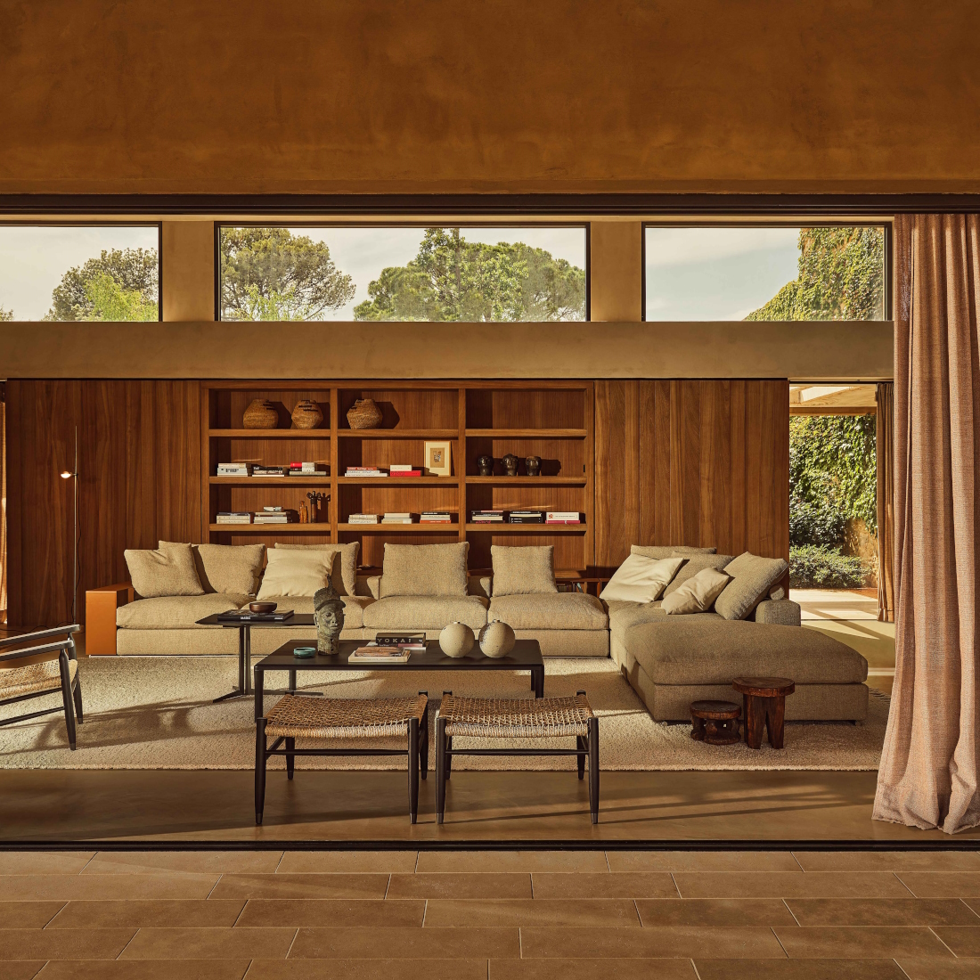 Flexform Groundpiece Sofa LIFESTYLE S 26 01